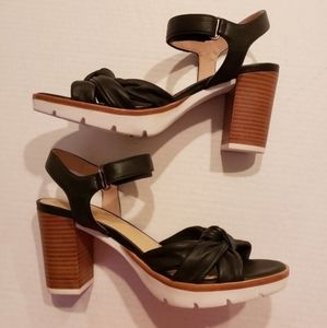 Johnston & Murphy Sandals
